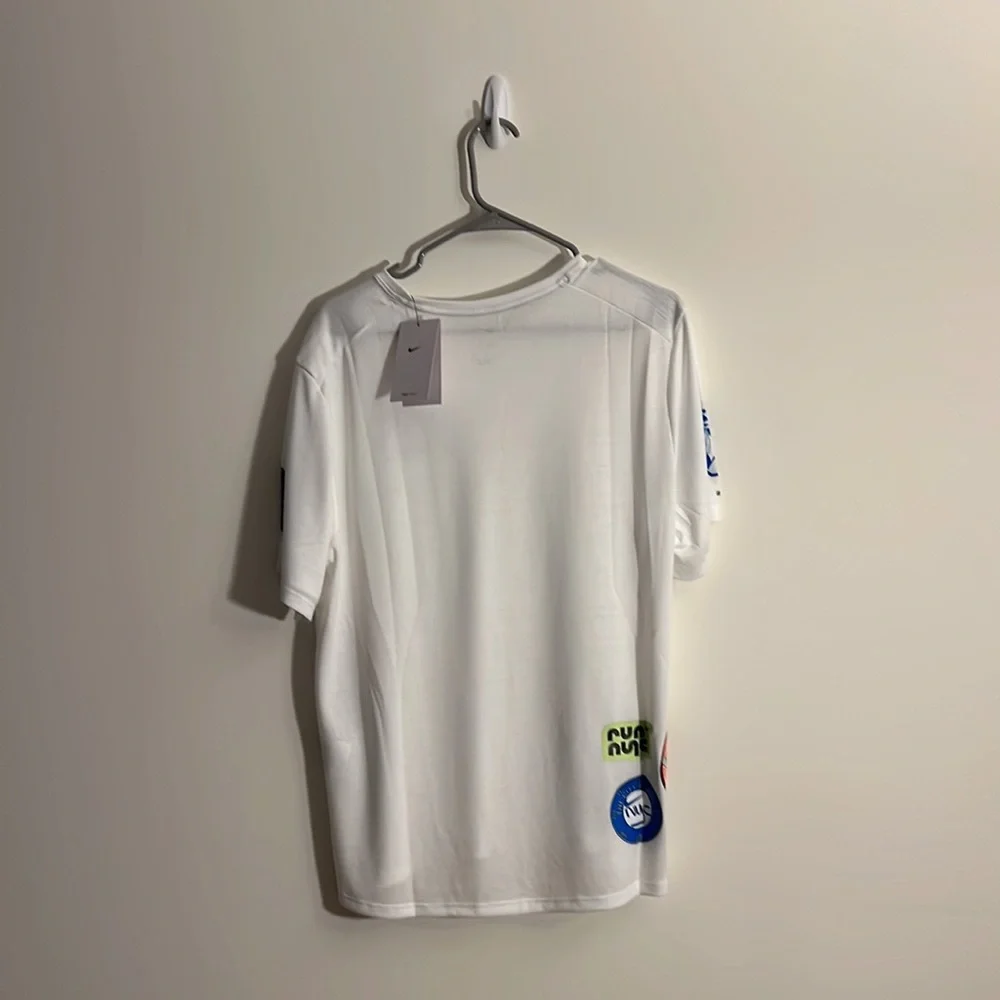 NWT Men's Nike Dri-FIT Miler NYC Running Shirt, White, L DN7509 100 - Picture 2 of 6